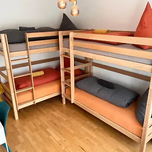 https://gemtliches-privatzimmer-garten-in-geteilten-haus-nahe.com-bavaria.com