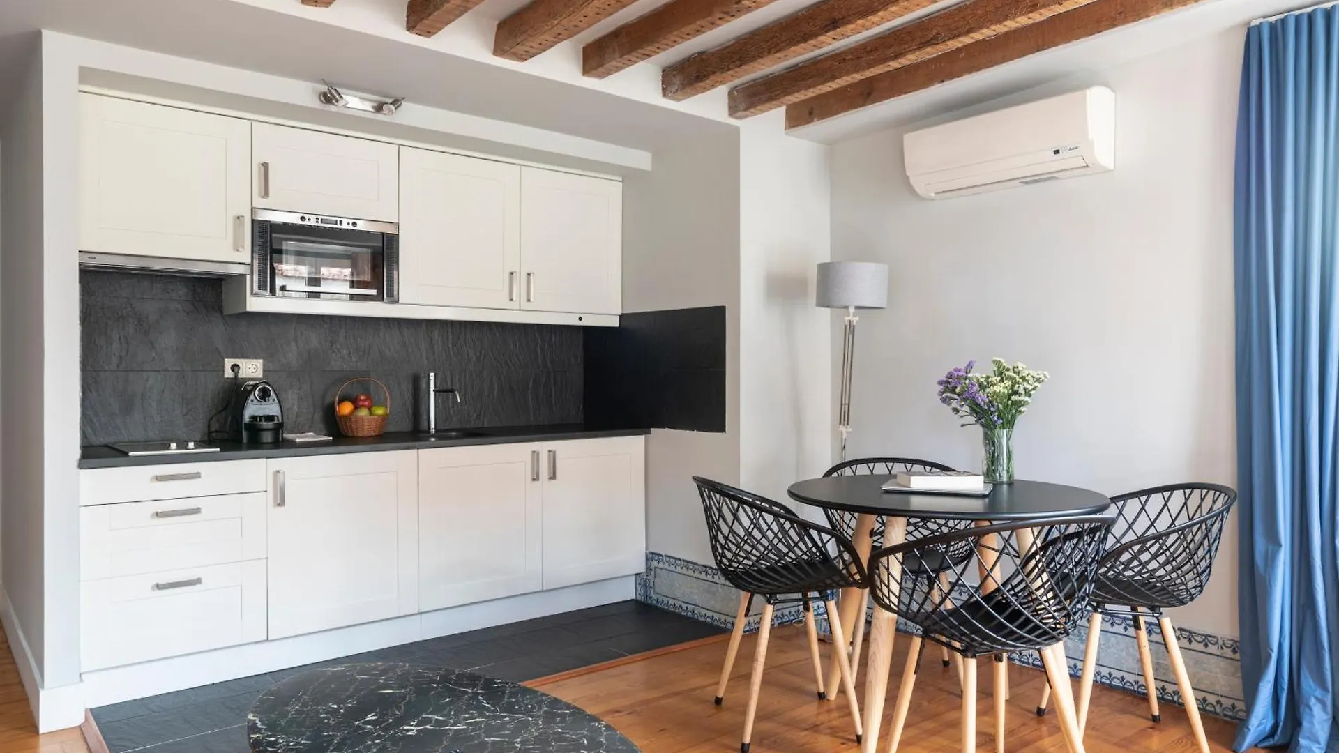 Living Lisboa Baixa Apartments
